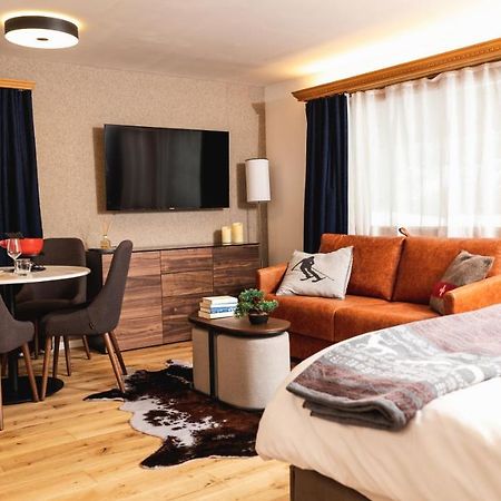 Wunderstay Alpine 16 Chic Studio Central Location Klosters Bagian luar foto