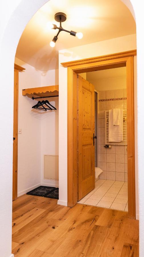 Wunderstay Alpine 16 Chic Studio Central Location Klosters Bagian luar foto